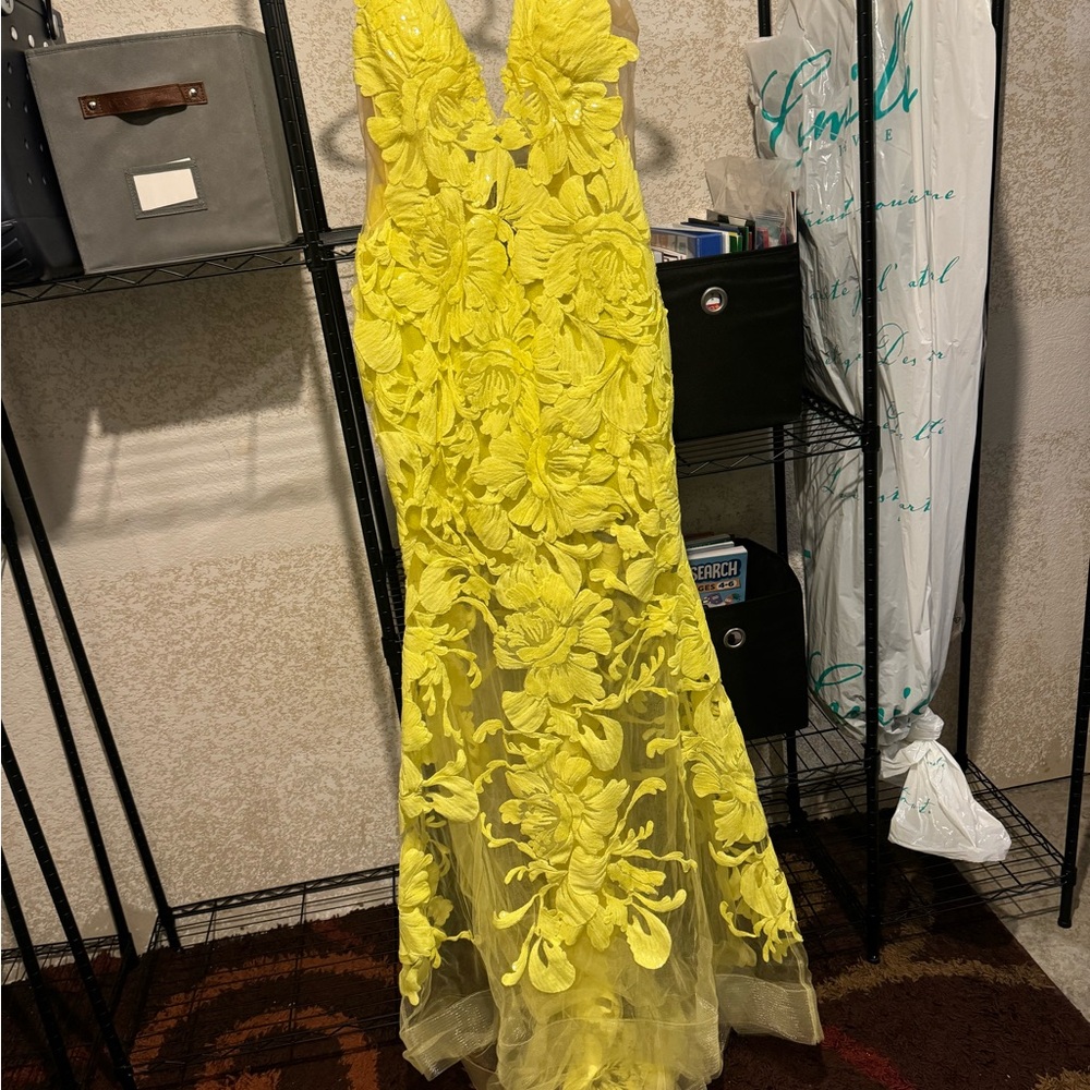Elegant Yellow Floral Dress